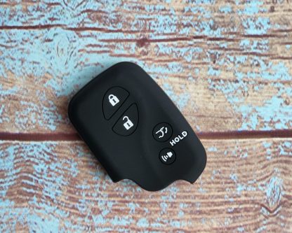 4-button silicone key case designed for Lexus